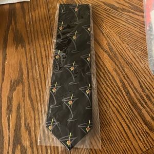 Beefeaters collectors tie